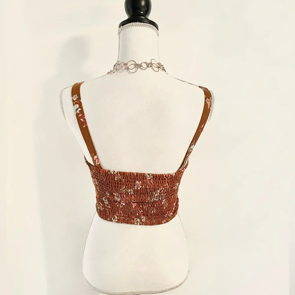 NWT B.O.G Collective Floral Crop Tank Top